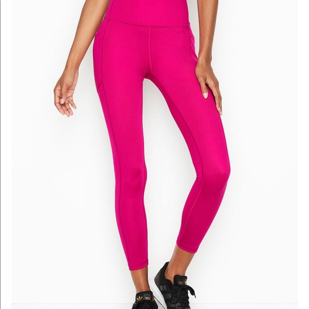 Victoria Secret Essential High Rise 7/8  Leggings
